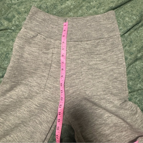 Aritzia Wilfred Wool Culottes - Women’s Large - Picture 5 of 8